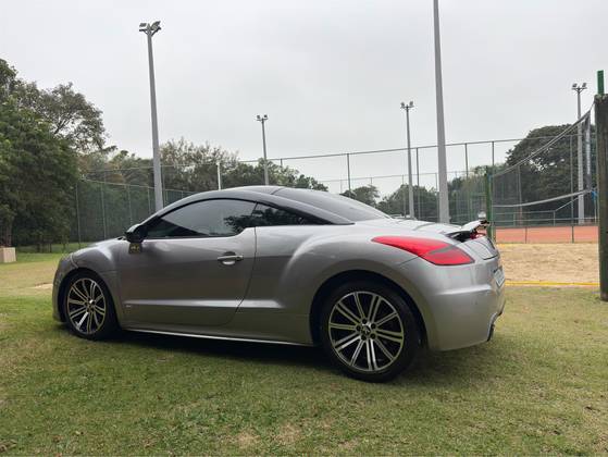 PEUGEOT RCZ 1.6 16V TURBO GASOLINA 2P AUTOMÁTICO PEUGEOT RCZ 1.6 16V TURBO GASOLINA 2P AUTOMÁTICO